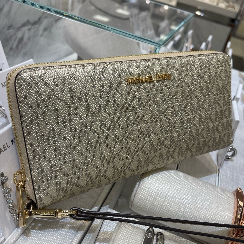 MICHAEL KORS Jet Set Large Metallic Signature Logo Continental Wallet Wristlet